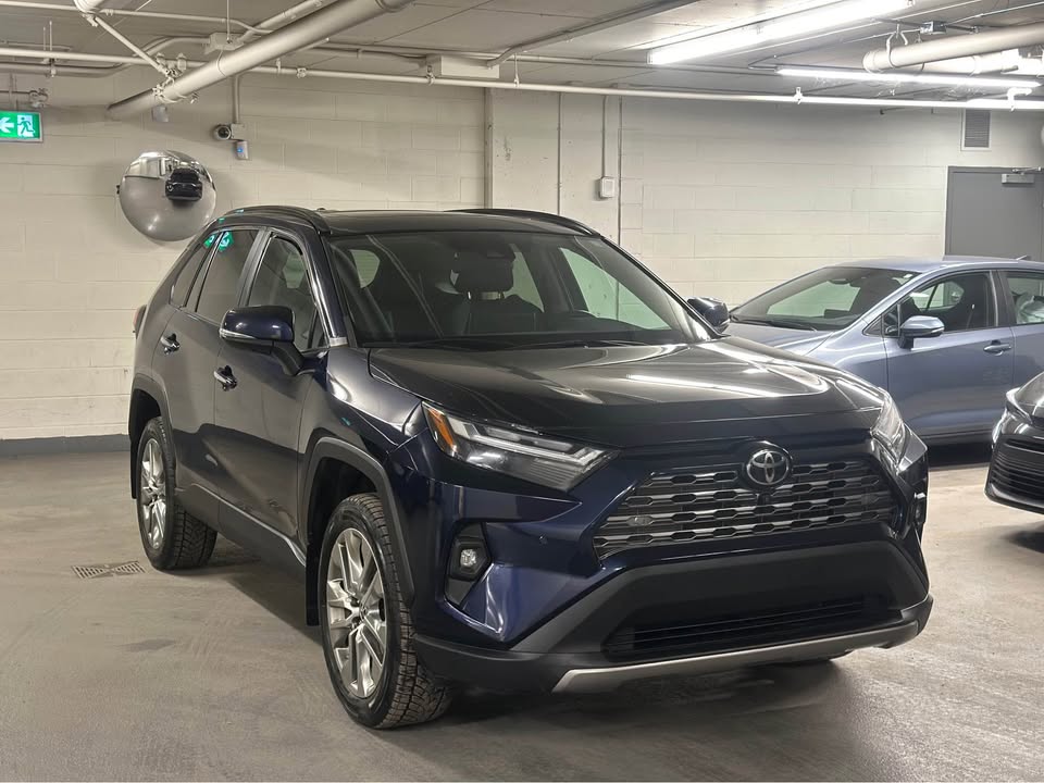 2022 Toyota RAV4 Limited