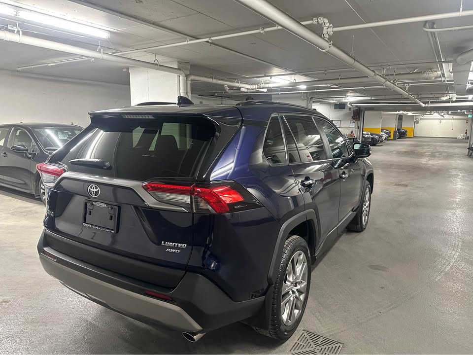 2022 Toyota RAV4 Limited